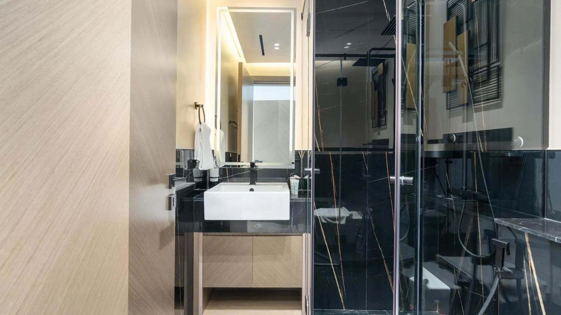 Stunning 2Bd Apartment Business Bay Dubai United Arab Emirates