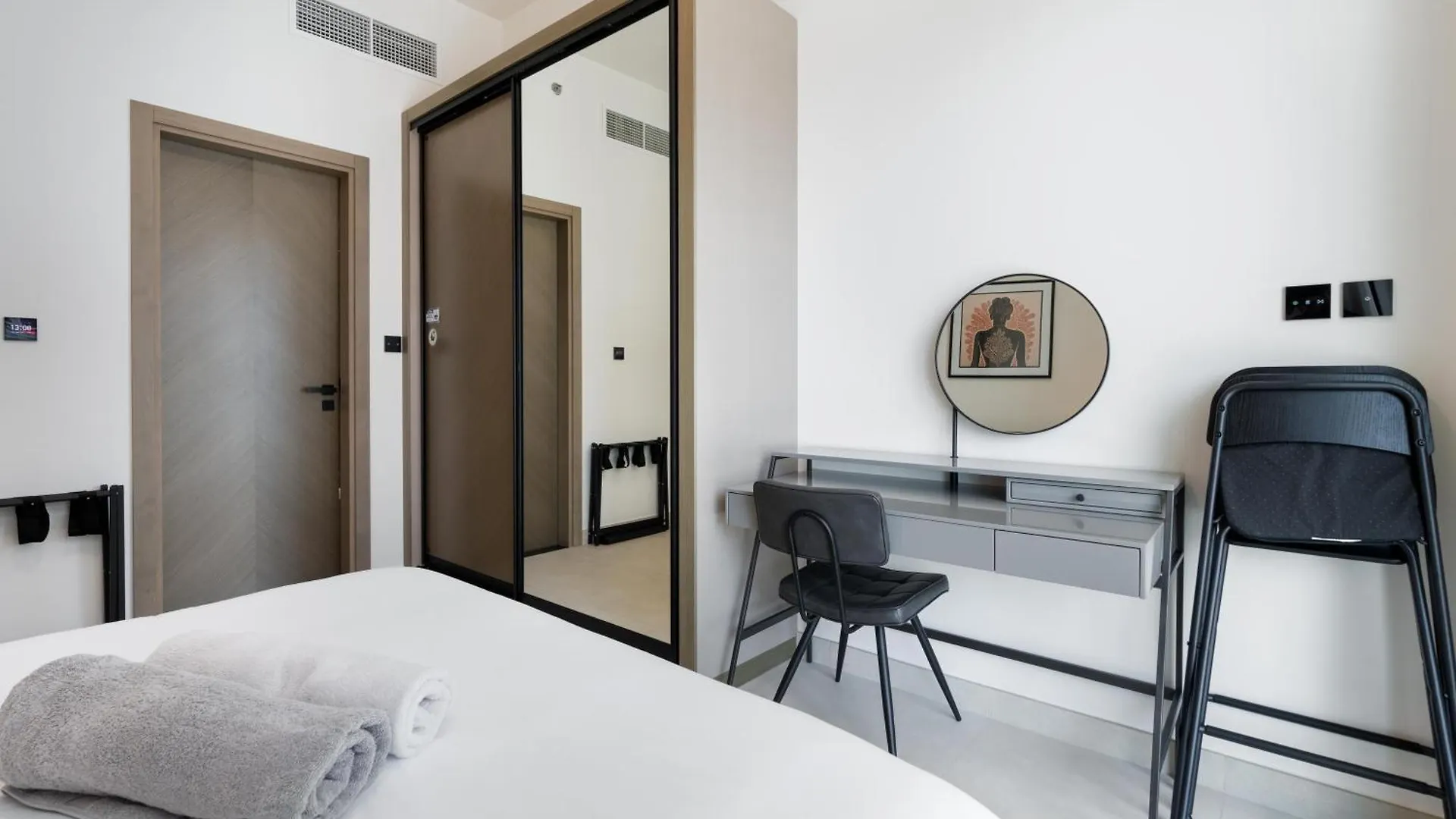 Stunning 2Bd Apartment Business Bay Dubai